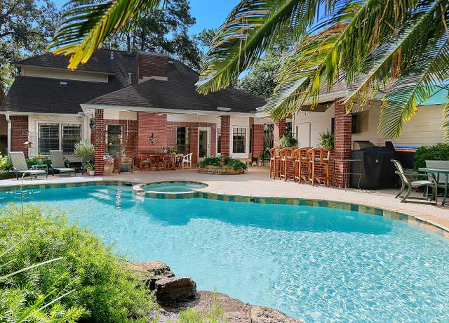 Property at 15 Amber Sky Pl, The Woodlands, TX 77381, 4 beds, 2.5 baths