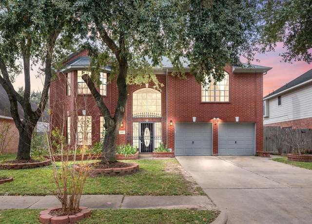 Property at 8902 Barron Wood Cir, Houston, TX 77083, 4 beds, 2.5 baths