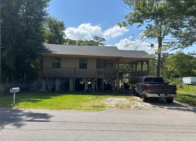 Property at 1802 29th St, Orange, TX 77630, 2 beds, 2 baths