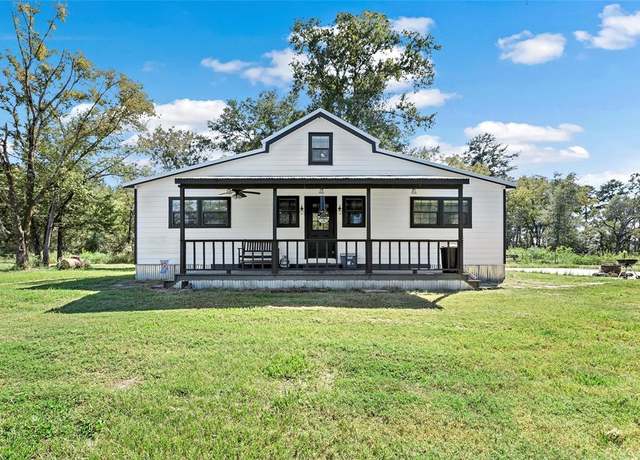 Property at 2991 State Highway 75 N, Huntsville, TX 77320, 2 baths