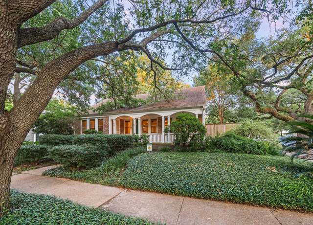 Property at 1621 Cherryhurst St, Houston, TX 77006, 4 beds, 3 baths