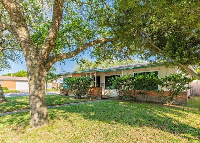 Property at 128 Tuna St, Galveston, TX 77550, 3 beds, 1.5 baths