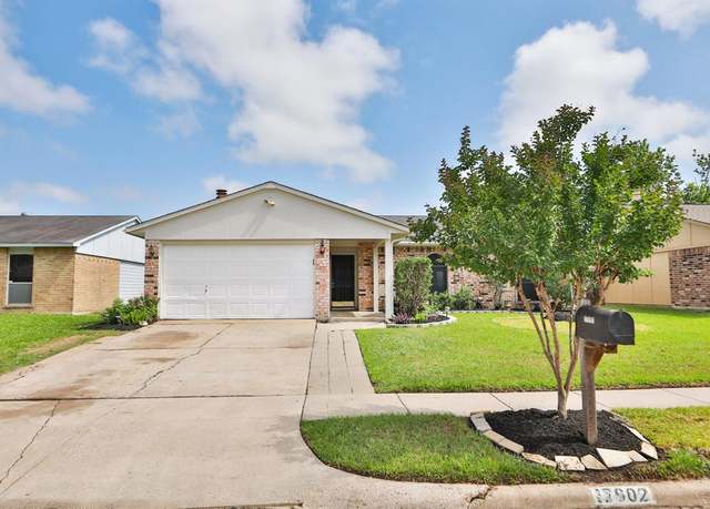 Property at 17602 Wolf Hollow Dr, Houston, TX 77084, 3 beds, 2 baths