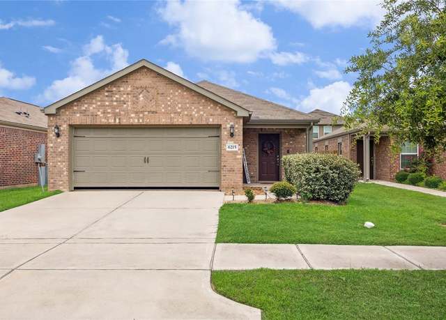 Property at 6215 El Platino Dr, Houston, TX 77048, 3 beds, 2 baths