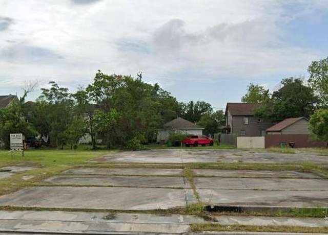 Property at 3207 Minnesota St, Baytown, TX 77520