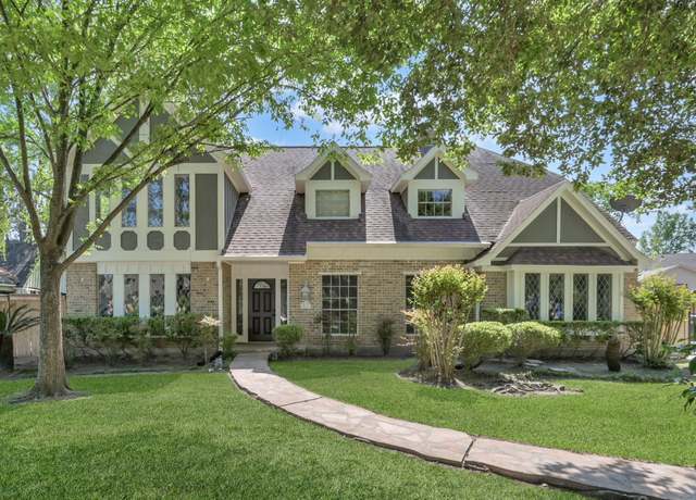Property at 562 Brandon Rd, Conroe, TX 77302, 4 beds, 3.5 baths