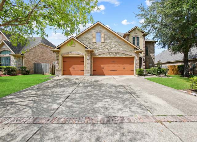 Property at 1606 Sunderland Dr, Sugar Land, TX 77479, 5 beds, 3 baths