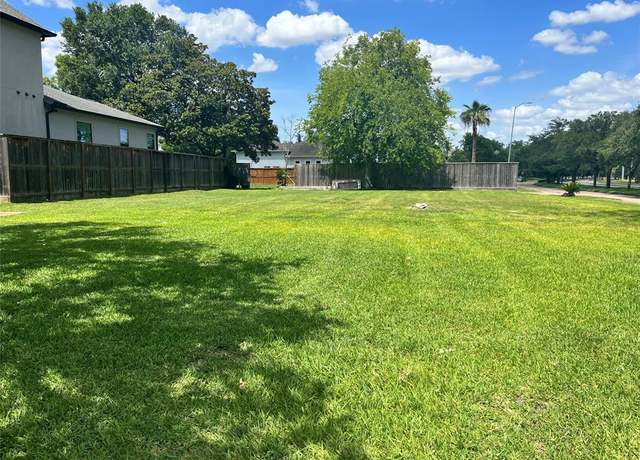 Property at 8431 Braes Blvd, Houston, TX 77025