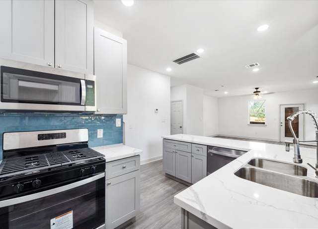 Property at 9007 Comal St, Houston, TX 77051, 3 beds, 2.5 baths