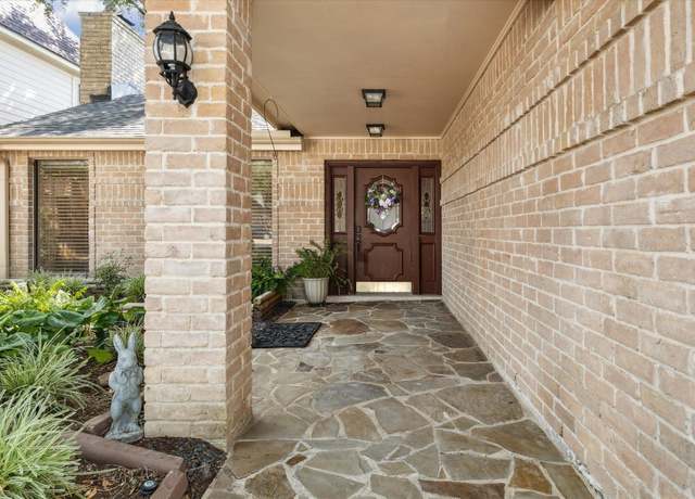 Property at 731 Trademark Pl, Houston, TX 77079, 3 beds, 2 baths
