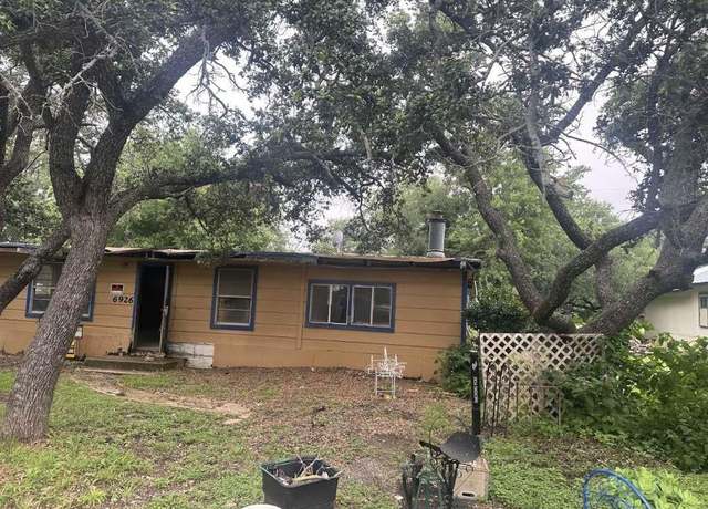Property at 6926 Turner Dr, Brownwood, TX 76801, 2 beds, 1 bath