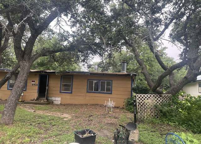 Property at 6926 Turner Dr, Brownwood, TX 76801, 2 beds, 1 bath