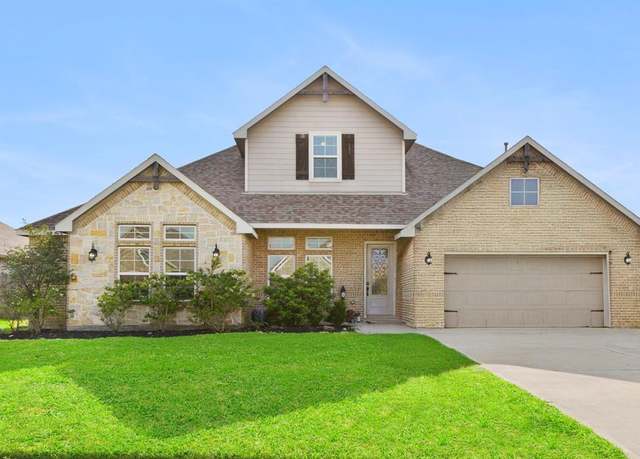 Property at 202 Rio Grande Dr, Baytown, TX 77523, 5 beds, 3 baths