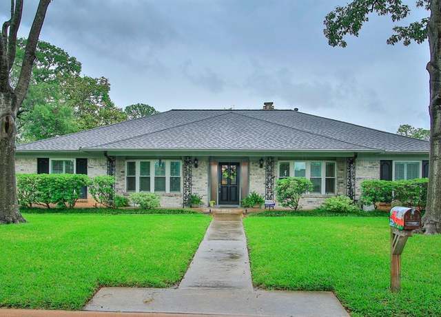 Property at 2626 Southwick St, Houston, TX 77080, 3 beds, 2 baths