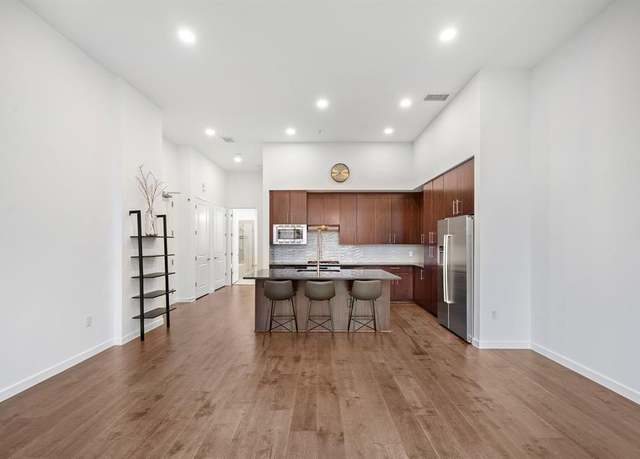 Property at 4820 Caroline St #507, Houston, TX 77004, 1 bed, 1 bath