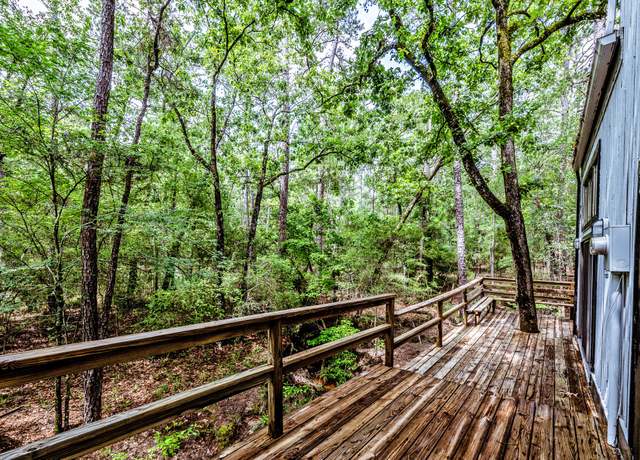 Property at 24509 Park Forrest Ln, Huntsville, TX 77320, 2 beds, 1 bath