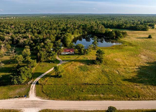 Property at 148 Lake Falls Rd, Huntsville, TX 77320, 2 beds, 1.5 baths
