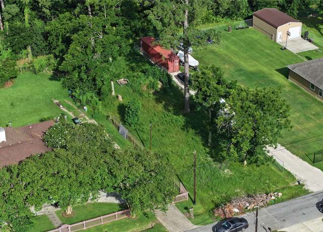 Property at 7208 Hoffman St, Houston, TX 77028