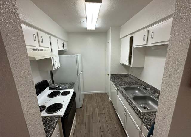 Property at 6200 W Tidwell Rd #1804, Houston, TX 77092, 2 beds, 1.5 baths
