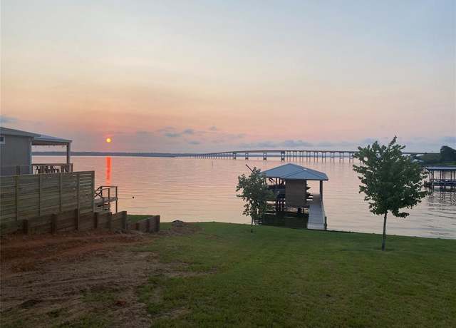 Property at 614 Lagoon Dr, Point Blank, TX 77364