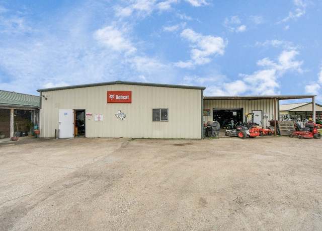 Property at 37395 Fm 1488 Rd, Hempstead, TX 77445, 2 beds, 1 bath
