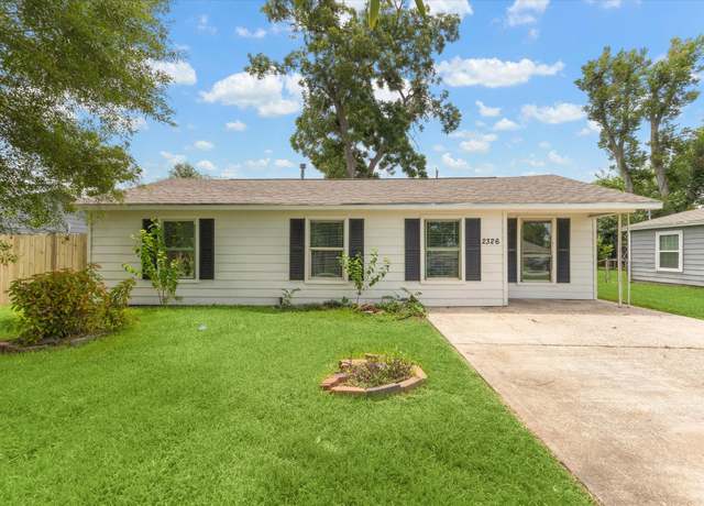Property at 2326 Estate Dr, Deer Park, TX 77536, 3 beds, 1 bath