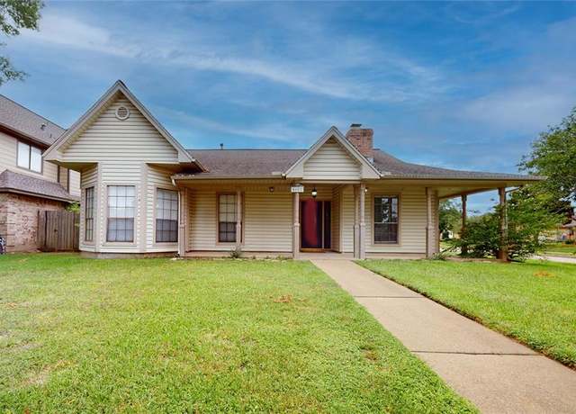 Property at 4602 Carmel Cir, Pasadena, TX 77505, 3 beds, 2 baths