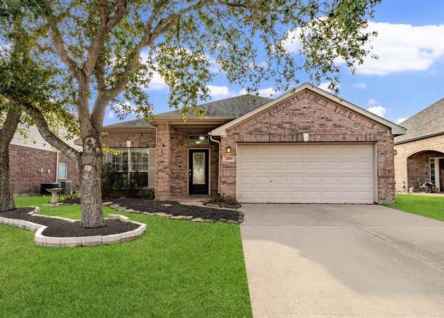 Property at 2193 Crane Hawk Ln, League City, TX 77573, 3 beds, 2 baths