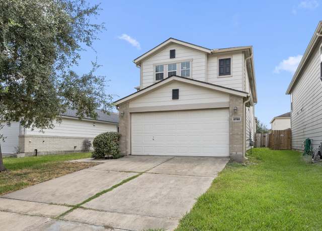 Property at 2722 Skyview Downs Dr, Houston, TX 77047, 3 beds, 2.5 baths