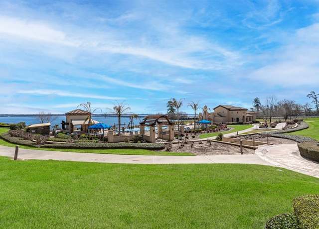 Property at 17040 W FM 1097 #5102, Montgomery, TX 77356, 2 beds, 2 baths