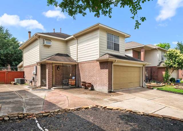 Property at 11607 Zarroll Dr, Houston, TX 77099, 3 beds, 2.5 baths