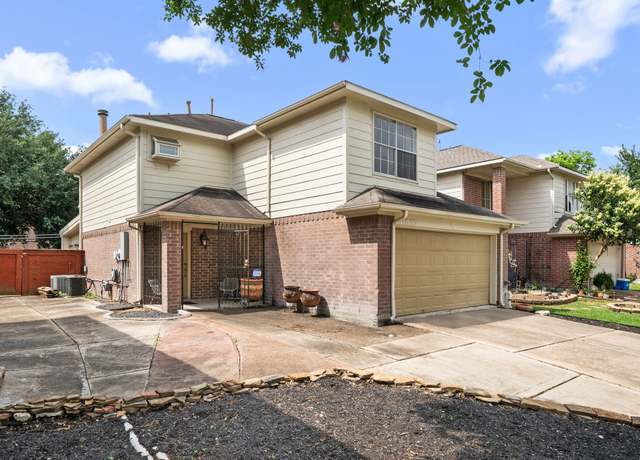 Property at 11607 Zarroll Dr, Houston, TX 77099, 3 beds, 2.5 baths