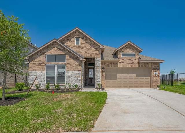 Property at 3019 Golden Isle Dr, Texas City, TX 77568, 3 beds, 2.5 baths