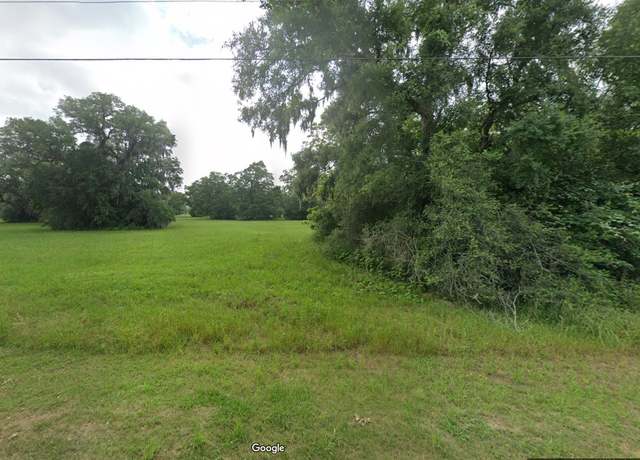 Property at 525 Cabana Trl, Angleton, TX 77515