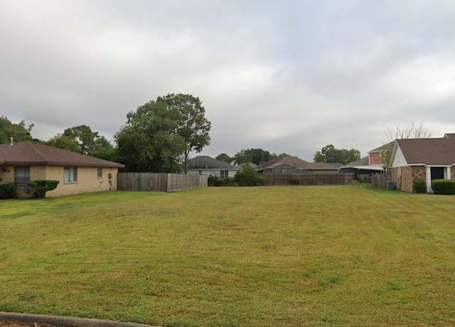 Property at 8126 Chimney Rock Ct, Port Arthur, TX 77642