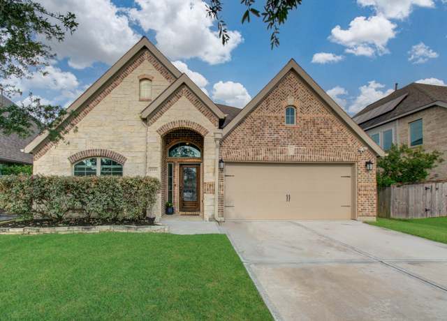 Property at 2335 Mayfield Trail Ct, League City, TX 77573, 4 beds, 3 baths
