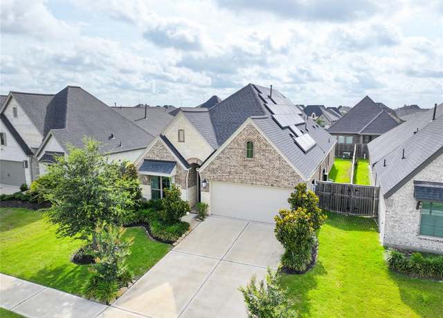 Property at 4219 Maple Glen Dr, Fulshear, TX 77441, 3 beds, 2 baths