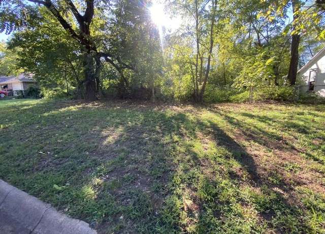 Property at 551 11th St NW, Paris, TX 75460