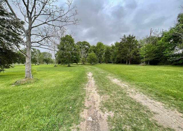 Property at 0 W Miller St, Angleton, TX 77515