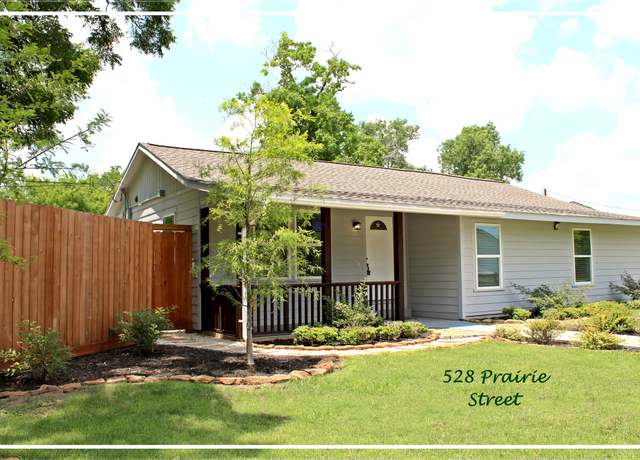 Property at 528 Prairie St, Columbus, TX 78934, 3 beds, 2 baths