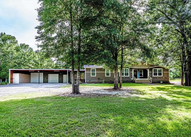 Property at 78 Piney Point Rd, Huntsville, TX 77340, 4 beds, 3 baths