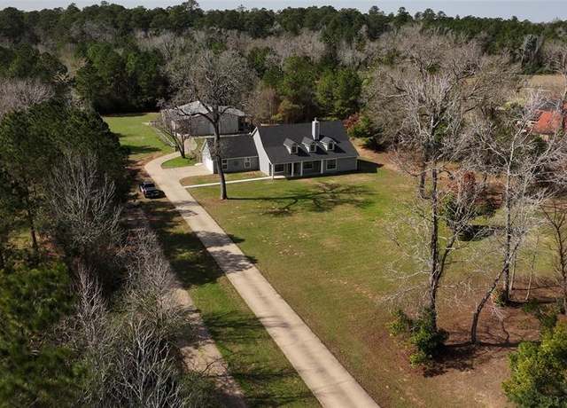 Property at 8472 Grand Lake Estates Dr, Montgomery, TX 77316, 5 beds, 5.5 baths