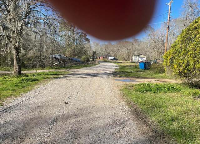 Property at 113 2901 Rd, Cleveland, TX 77327, 2 beds, 2 baths