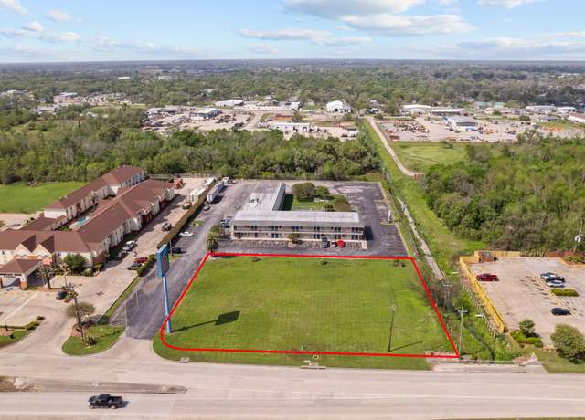 Property at 1000 Highway 332, Clute, TX 77531