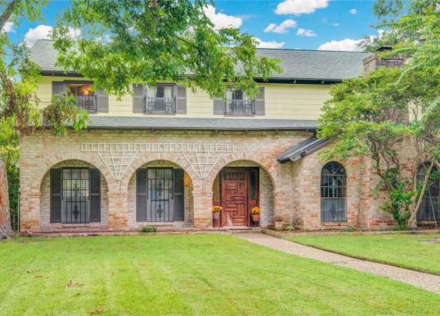 Property at 5211 Olympia Fields Ln, Houston, TX 77069, 4 beds, 2.5 baths