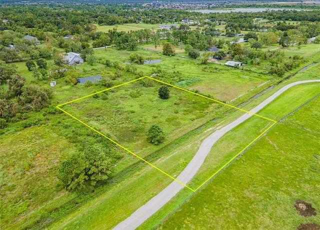 Property at 1905 Schulte Ln, Friendswood, TX 77546