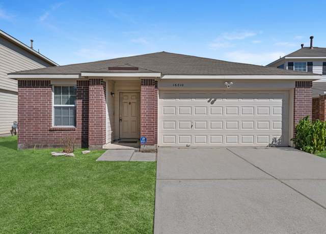 Property at 16810 Perryton Ln, Houston, TX 77073, 3 beds, 2 baths