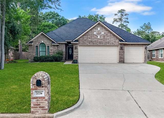 Property at 3226 Glen Forest Rd, Montgomery, TX 77356, 4 beds, 3 baths