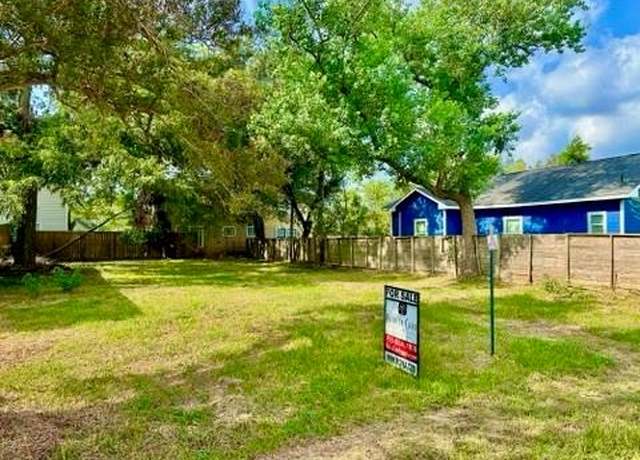 Property at 2314 Lee St, Houston, TX 77026