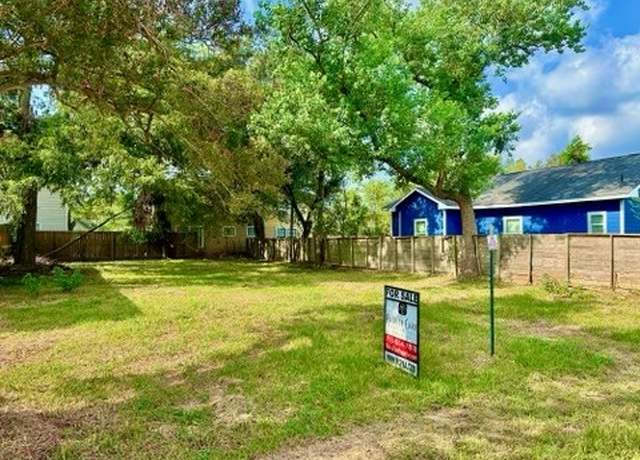 Property at 2314 Lee St, Houston, TX 77026